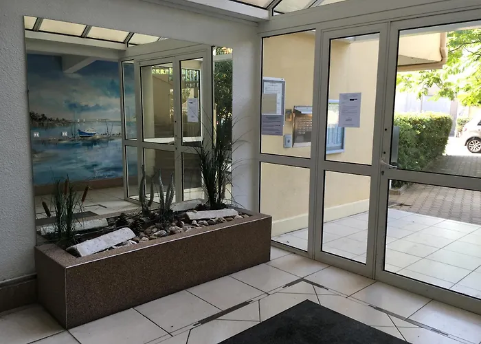 - Acces Direct A La Apartman