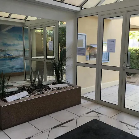 - Acces Direct A La Apartment