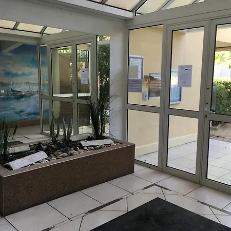 - Acces Direct A La شقة